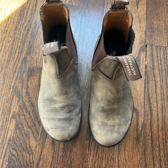 Blundstone Boots - Picture 1 of 5